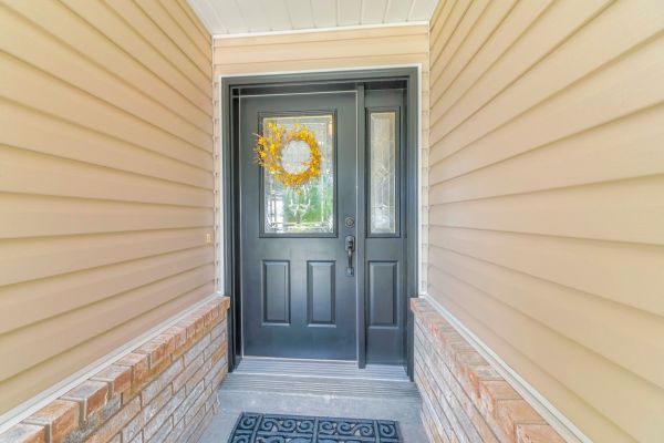 Cost of Siding Panel Repair in Vancouver